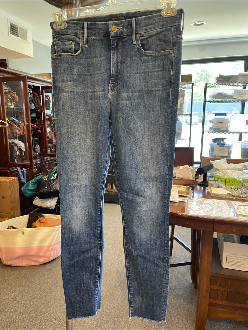 MOTHER The High Waisted Looker Ankle Jeans Size 28 Not Rough Enough Wash